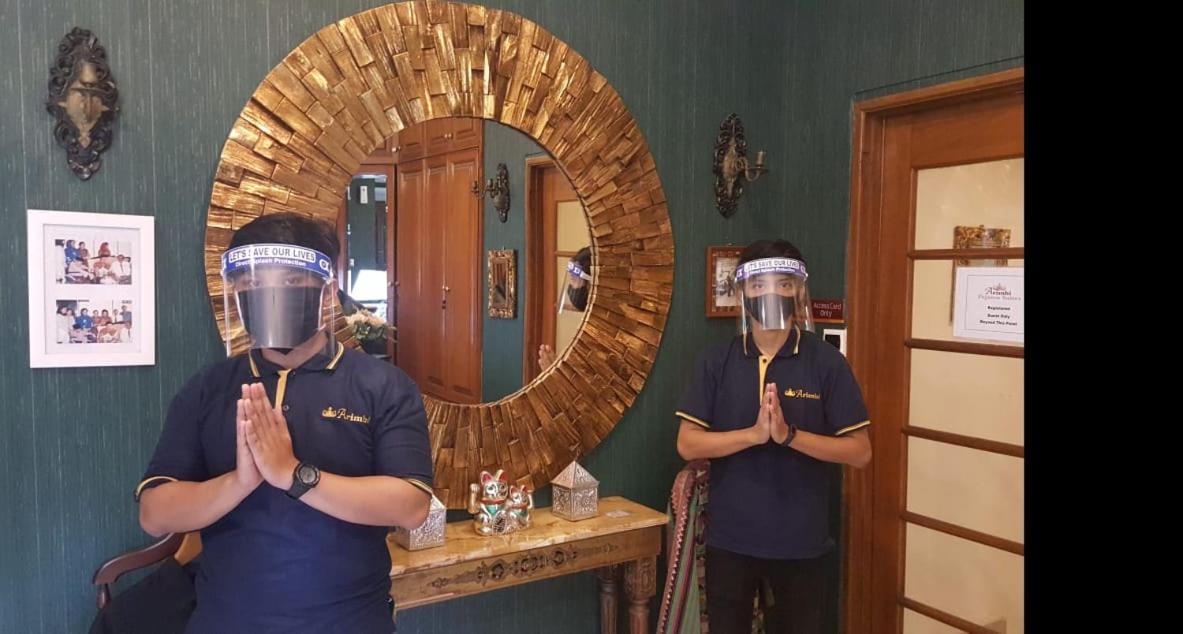 Arimbi Pejaten Suites Jacarta Exterior foto