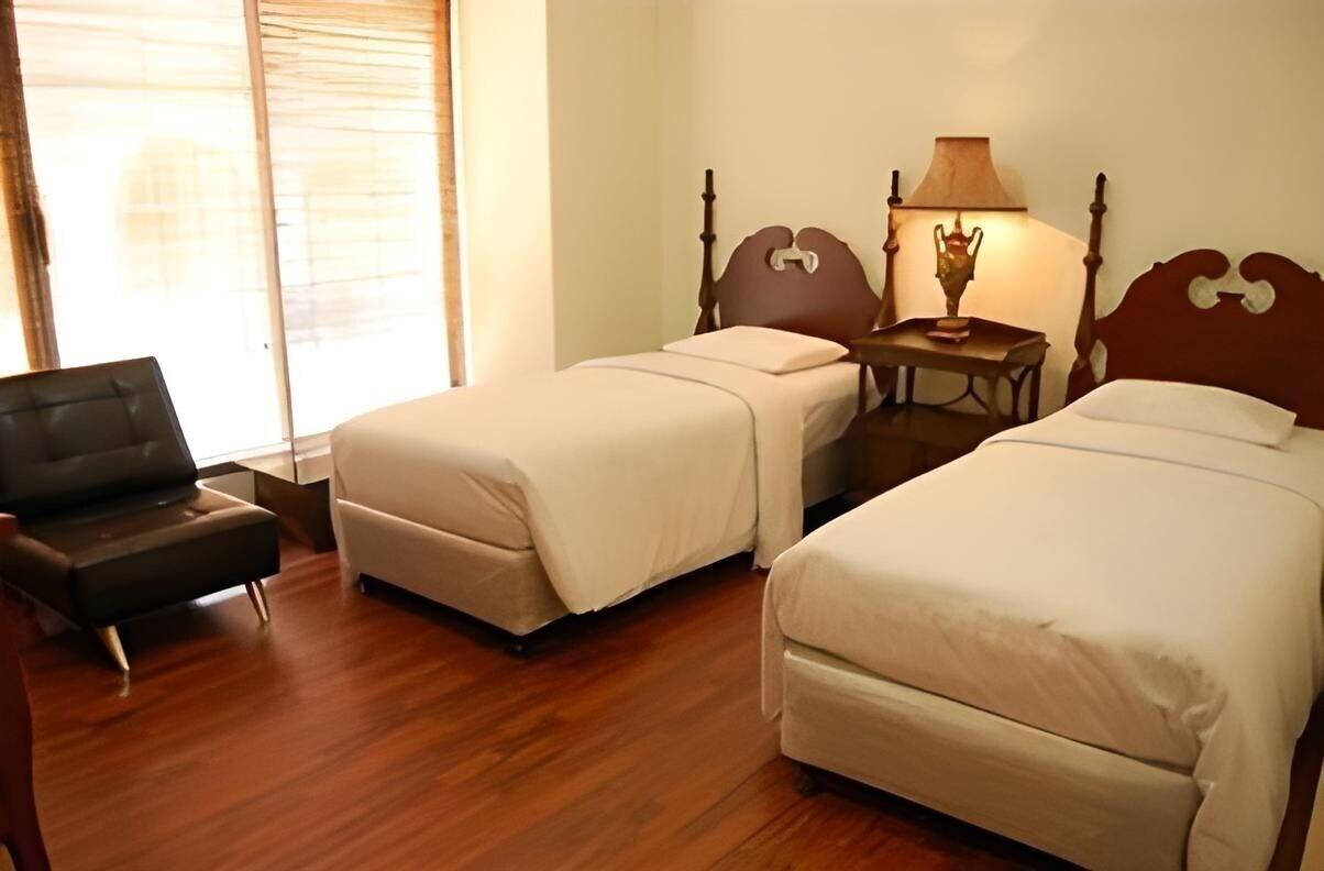 Arimbi Pejaten Suites Jacarta Exterior foto